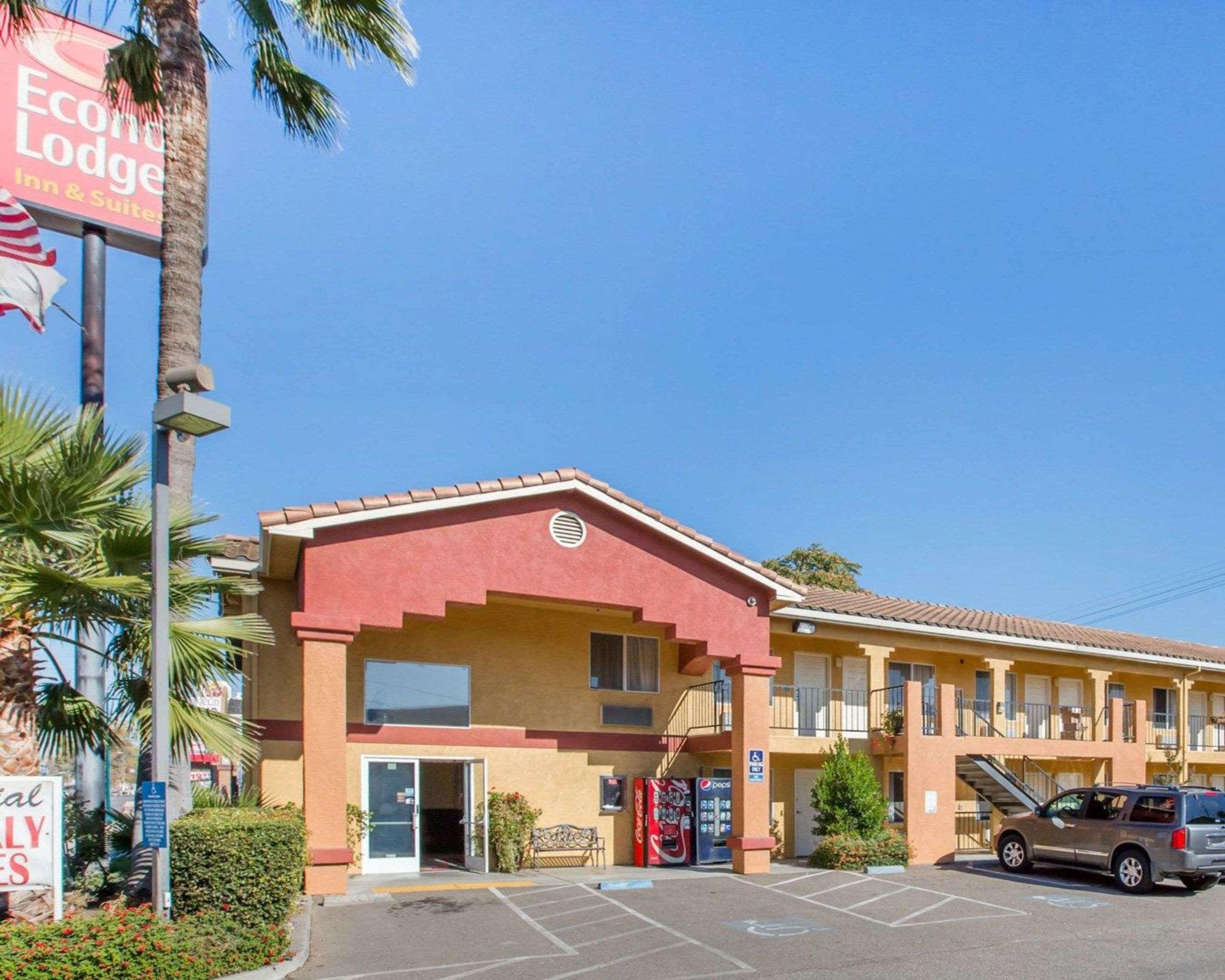 Econo Lodge Inn & Suites Lodi - Wine Country Area Buitenkant foto