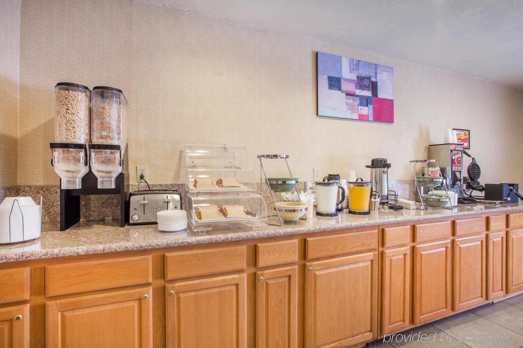 Econo Lodge Inn & Suites Lodi - Wine Country Area Buitenkant foto