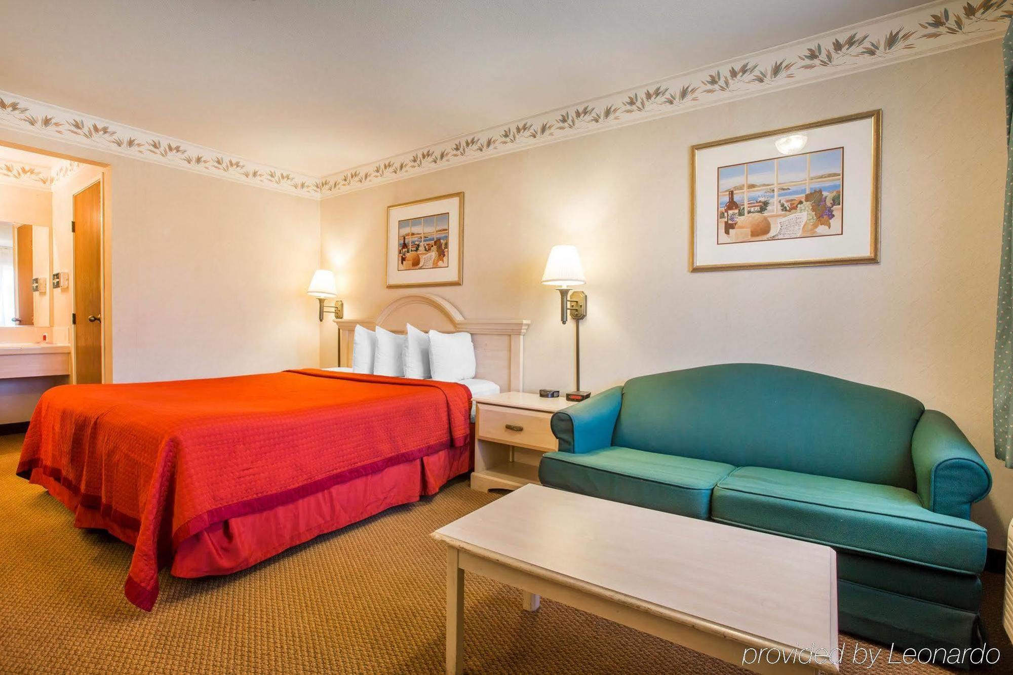 Econo Lodge Inn & Suites Lodi - Wine Country Area Buitenkant foto